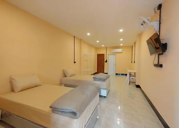 โรงแรม Puengluang