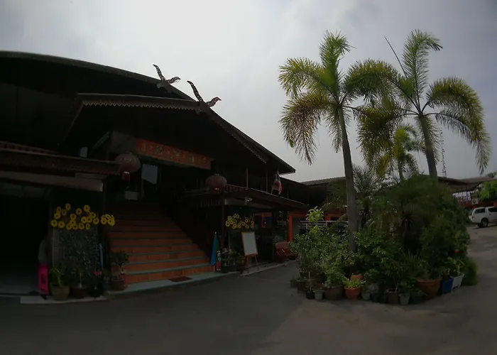 Puengluang โรงแรม 2*