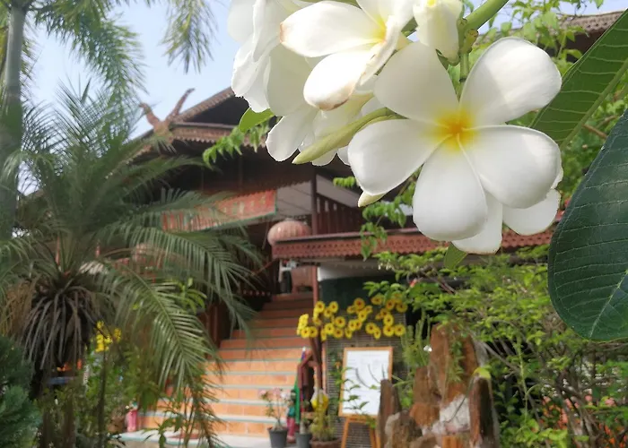 โรงแรม Puengluang
